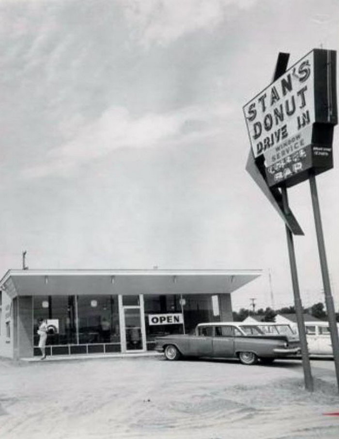 Stan's Donut Drive-In